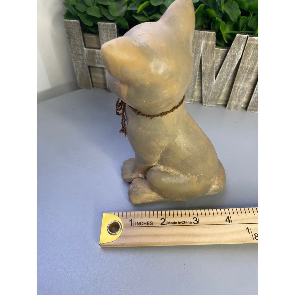 Cute Sitting Kitten Cat Figurine with Necklace Home Decor‎ Accent